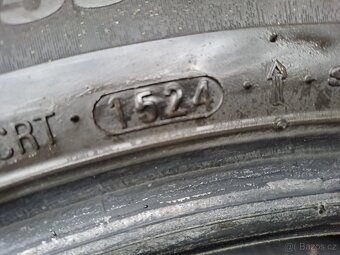 Zimní pneu 215/55 R17 - 6