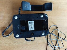 Retro telefony + Hodinky + tlačítkový telefon NOKIA - 6
