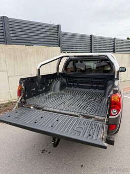 Mitsubishi L200 2.5 DI-D 100KW 2015 - 6
