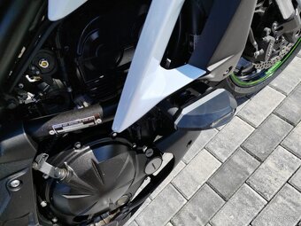 Kawasaki Versys 650 - 6