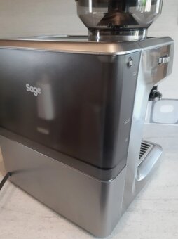Sage Barista Touch SES880 Poloautomatický kávovar na espress - 6