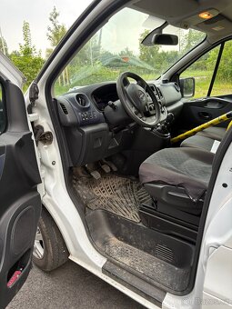 Opel Vivaro skříňový - 6