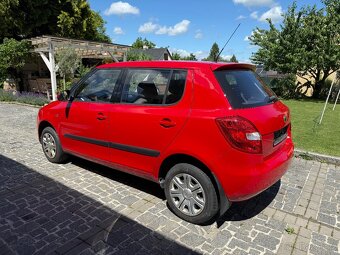 ŠKODA FABIA II 2008 1.4i 16v AMBIENTE - 6