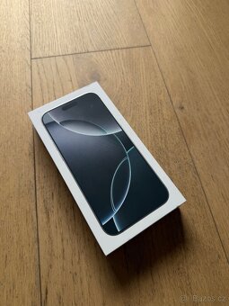 Apple iPhone 16 Pro Max 256GB bílý - 6