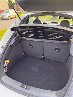VW Beetle 1.2 tsi, 77 kw, r. 2013 - 6