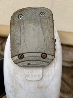 Set: dětské lyžařské boty Rossignol+ lyžařská helma Giro - 6