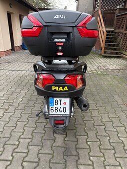 Suzuki burgman - 6