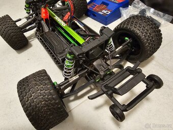 RC auto Traxxas Rustler 4x4 Ultimate VXL RTR, - 6