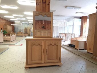 KOMPLETNĚ CELODŘEVĚNÁ DUBOVÁ LOŽNICE I ZADNÍ DESKY SKŘÍNĚ - 6