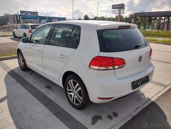 VW Golf VI 1,6 - 6