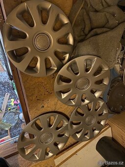 Plechové disky 15” 5x100 a letní pneu 195/55/R15 poklice - 6