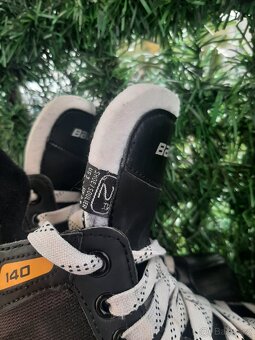 Hokejové brusle BAUER SUPREME S 140 vel. 35 - 6