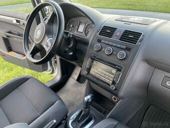 Volkswagen Touran 2.0tdi, DSG - 6