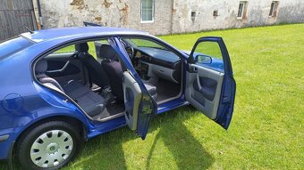 skoda octavie 1.6 benzin ( velmi pekna ) - 6