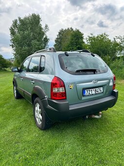 HYUNDAI TUSCON - 6