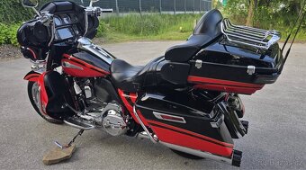 Harley Davidson Electra Glide Ultra CVO FLHTKSE - 6