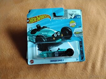 Hot Wheels 8 - 6