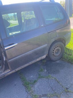 Dily z vozu Peugeot 807 2.0hdi 88kw - 6