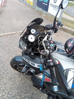 Prodám BMW K1200R - 6