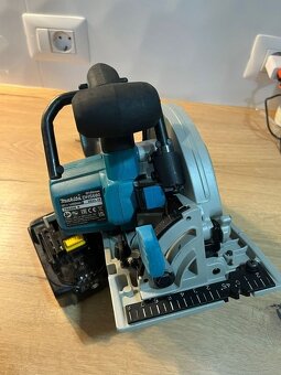 Nová Aku okružní pila Makita DHS680Z - 6