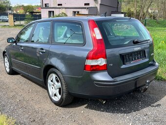 VOLVO V50 T5 2.5 162KW,XENON,VÝHŘEV,KŮŽE,SOUND,TAŽNÉ,MANUAL - 6