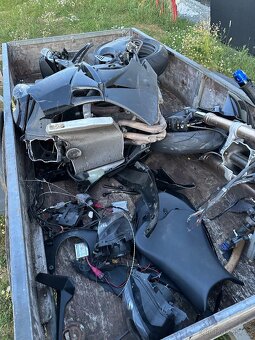 Bouraná Kawasaki ZX600R - 6