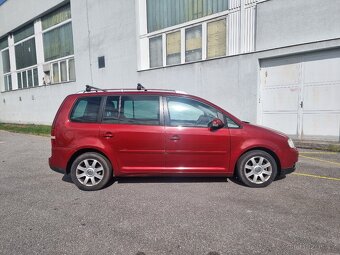 Volkswagen Touran 2.0TDI DSG - 6