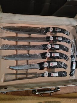 Sada kuchyňských nožů a příborů - 6