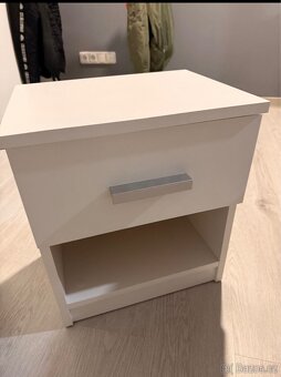 Bílé noční stolky 2ks - 6