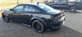 Dodge Charger Hellcat - 6