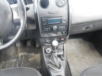 dacia duster 1,5 dci 2015 najeto 215tis km 4x4 - 6
