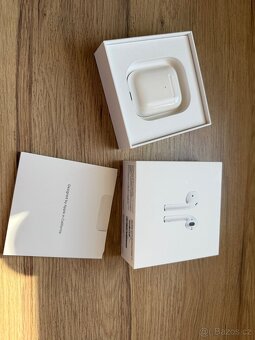 Prodam Apple airpods 2 generace - 6