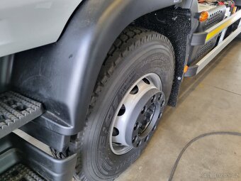 NOVÉ IVECO 180E28 EUROCARGO RUKA + NOSIČ KONTEJNERU 10T - 6