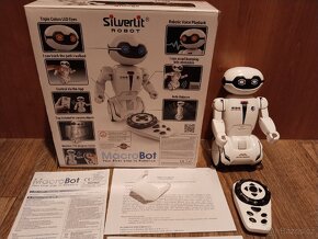 Pojízdní robot na baterie - 6