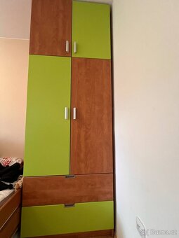 Šatní skříň - 6
