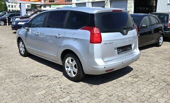 Peugeot 5008 1,6i Family benzín 115kw - 6