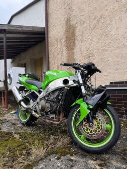 Kawasaki ninja zx9r 1999 - 6