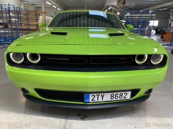 Dodge challenger 5,7 Hemi V8 R/T - 6
