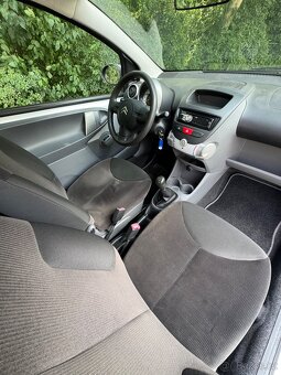 CITROËN C 1. 1,0i - 6