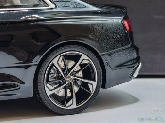 Audi RS5 Coupe 1:18 GT Spirit / + orig box - 6