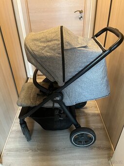 Prodam kocarek znacky Britax Romer - 6