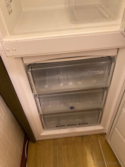 Kombinovaná lednice s mrazákem - 6