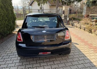 Mini One 1,6i 1 Majitel pravidl.servis benzín - 6
