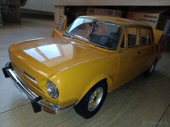 Skoda 100L 1:8 deagostini - 6