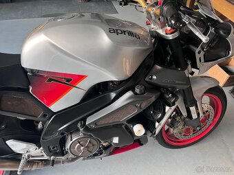Aprilia Tuono RSV 1000 92.kw - 6