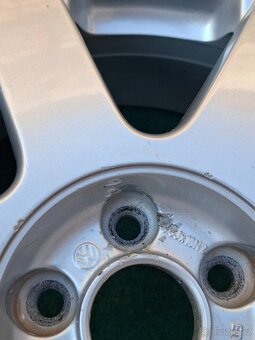 ALU KOLA VW BORA / GOLF IV -- 5x100, 16" - 6