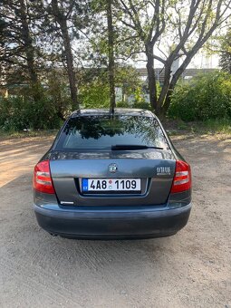 Škoda Octavia II 1.6FSI 85kw - 6