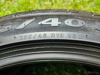 4x Letní pneu Pirelli Cinturato P7 - 235/40 R19 XL - 95% - 6