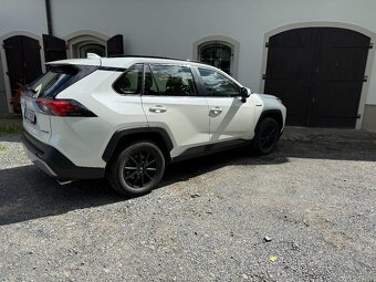 Toyota RAV4 2,5 Hybrid Automat,Dph, Najeto jen 49tis. - 6