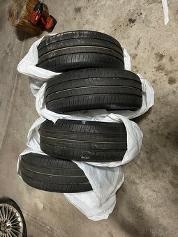 Kola r16 s pneu 205/55/16 bridgestone - 6